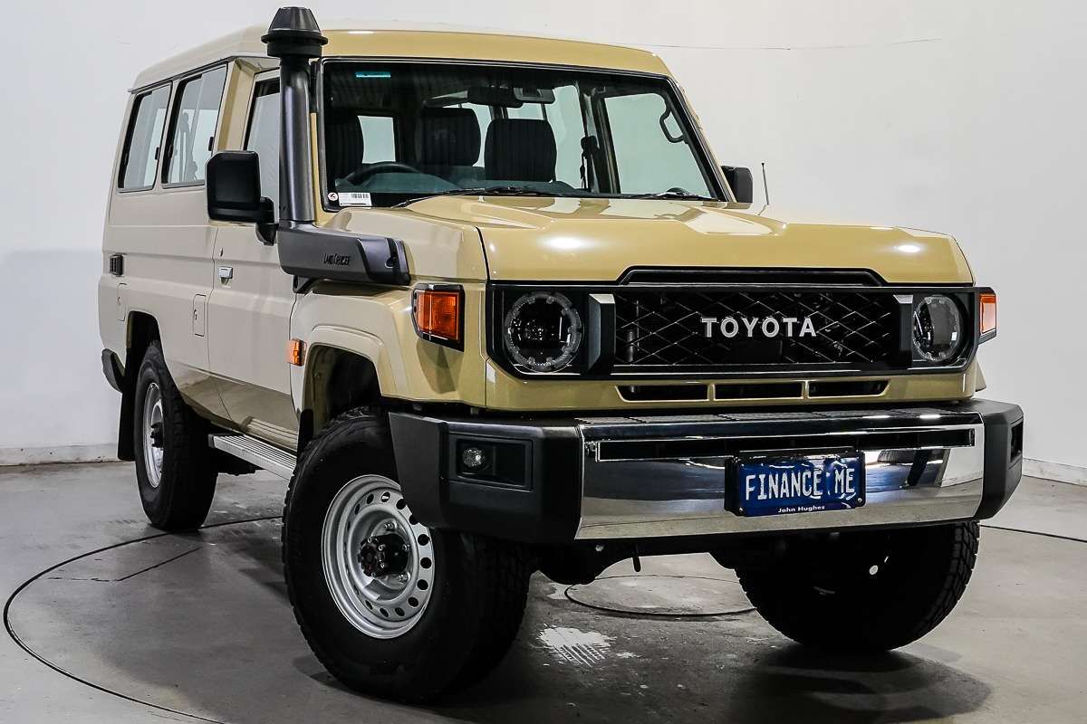 2025 Toyota Landcruiser GXL Troopcarrier GDJL78R
