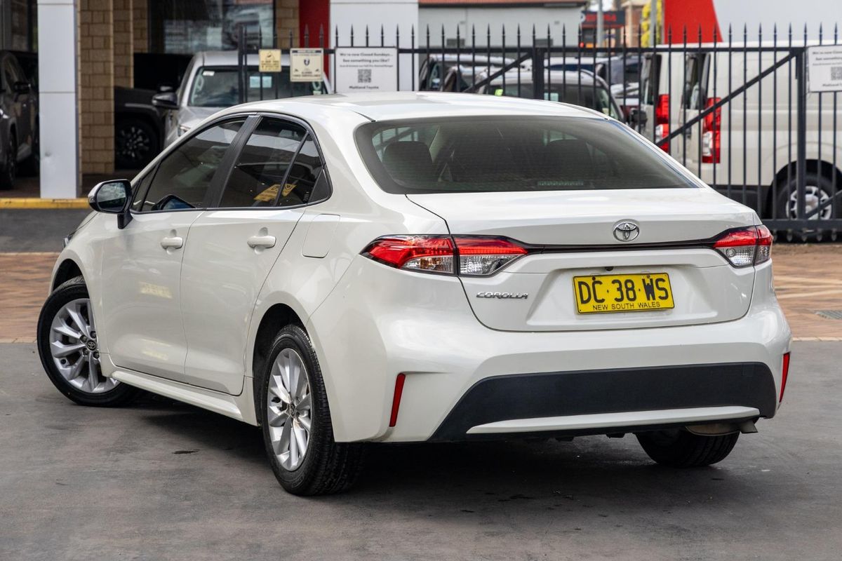 2021 Toyota Corolla Ascent Sport MZEA12R