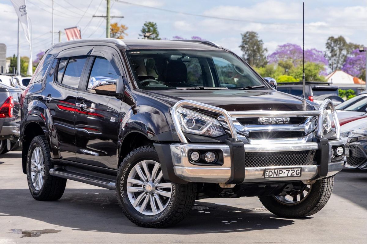 2017 Isuzu MU-X LS-T