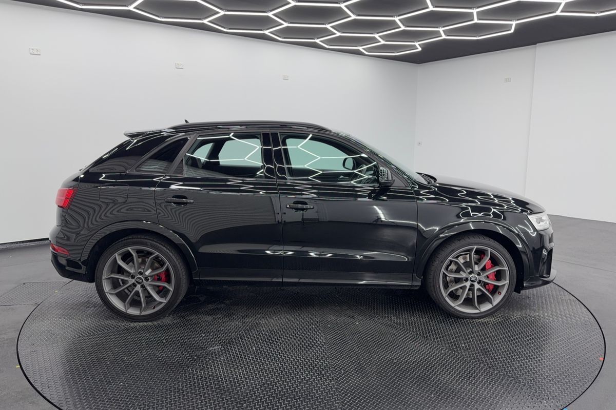 2016 Audi RS Q3 performance 8U