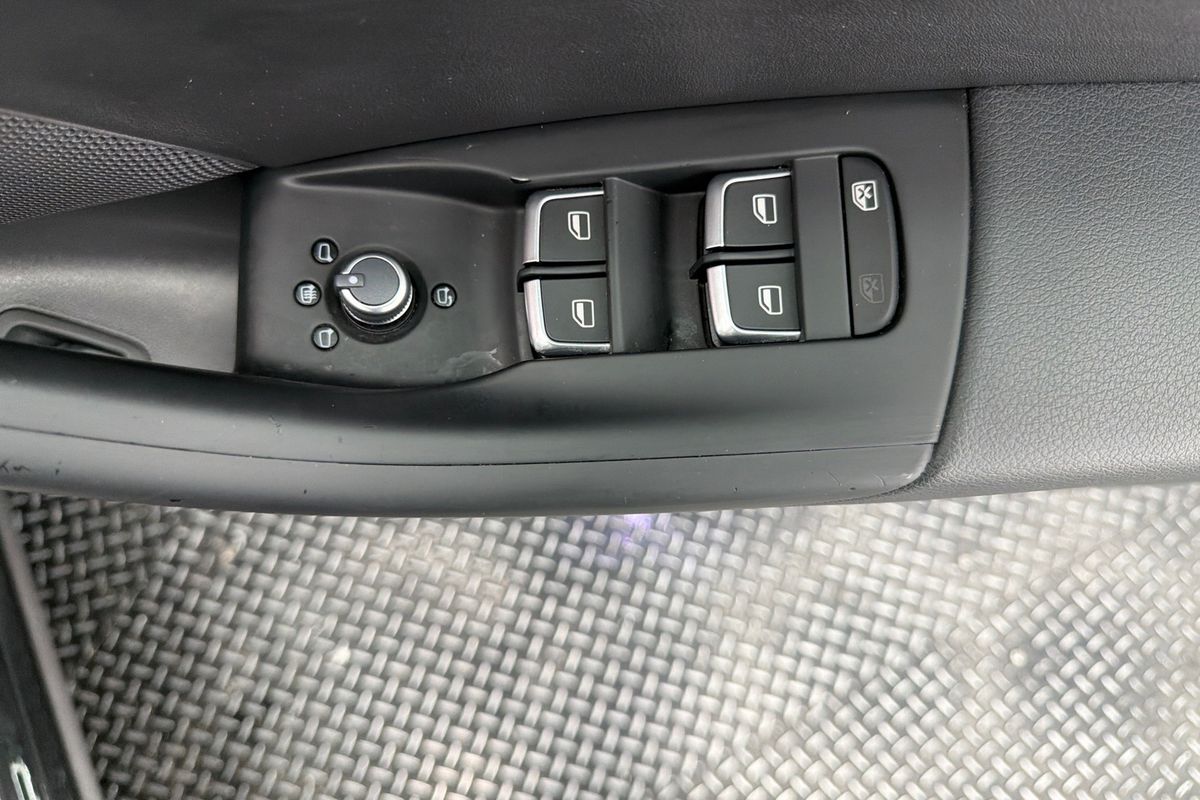 2016 Audi RS Q3 performance 8U