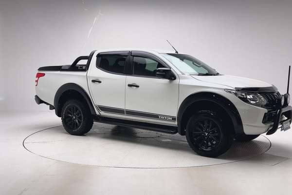 2018 Mitsubishi Triton Blackline MQ 4X4 thumb-1
