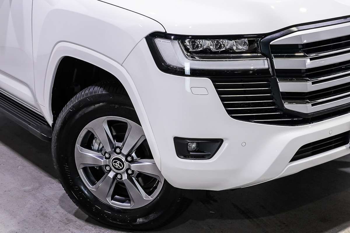 2025 Toyota Landcruiser VX FJA300R