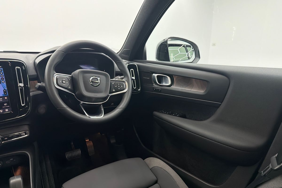 2023 Volvo XC40 Recharge Twin Pure Electric