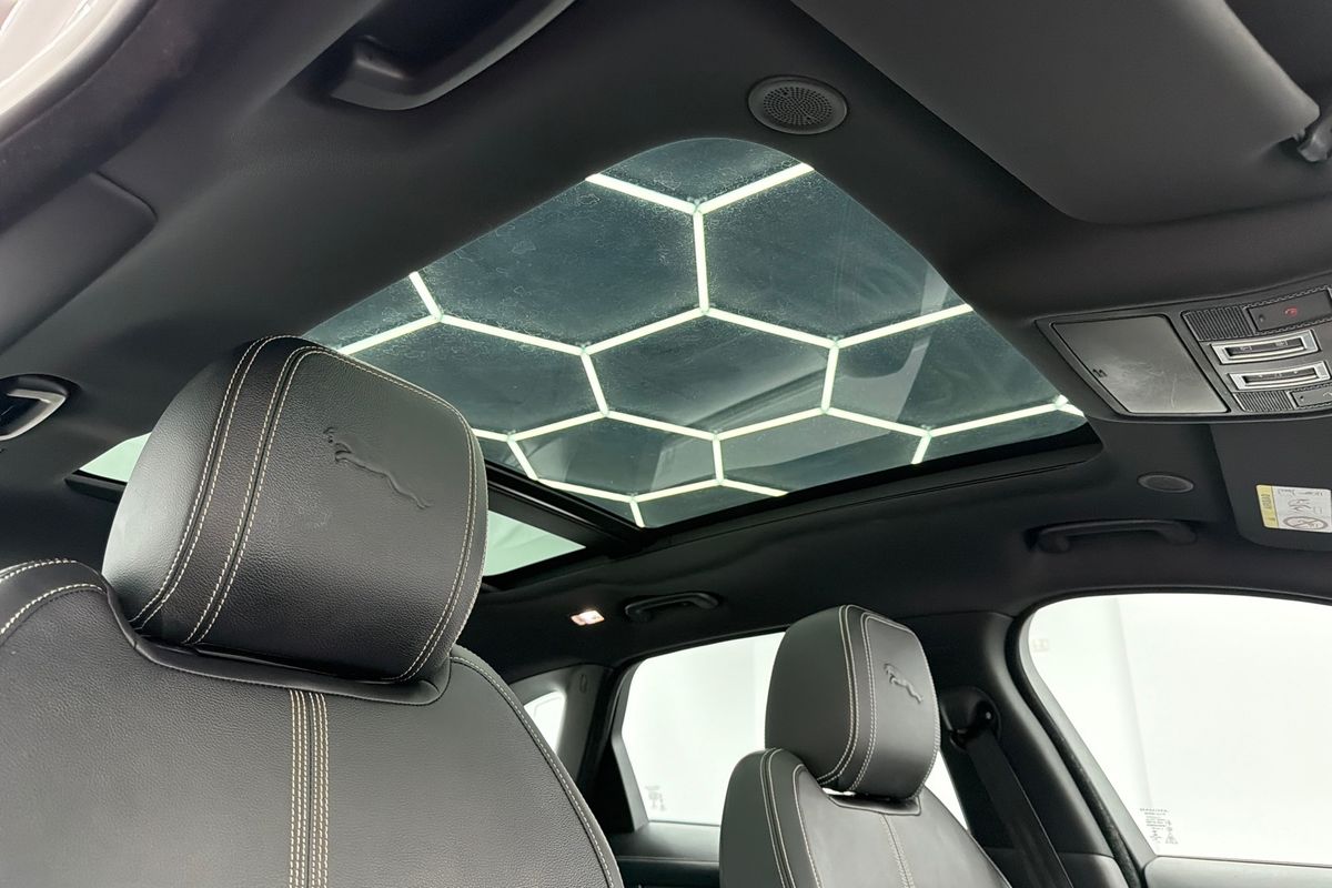 2021 Jaguar F-PACE P250 R-Dynamic S X761