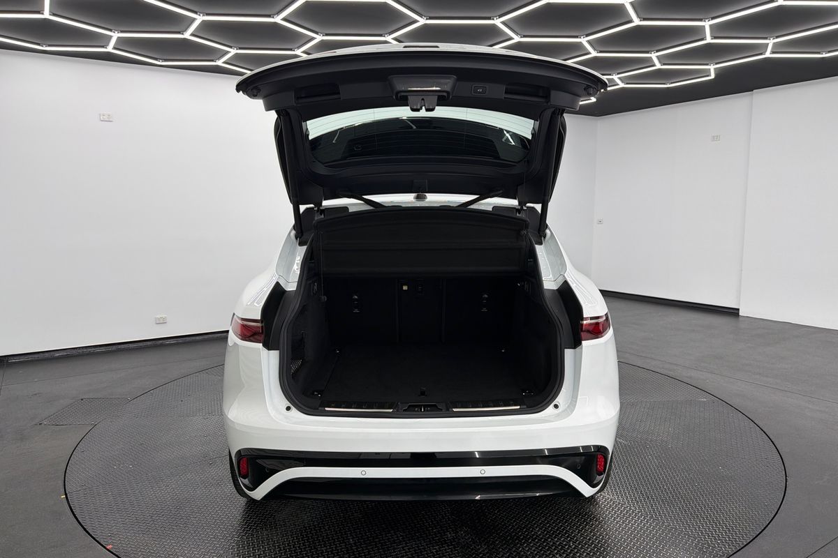 2021 Jaguar F-PACE P250 R-Dynamic S X761