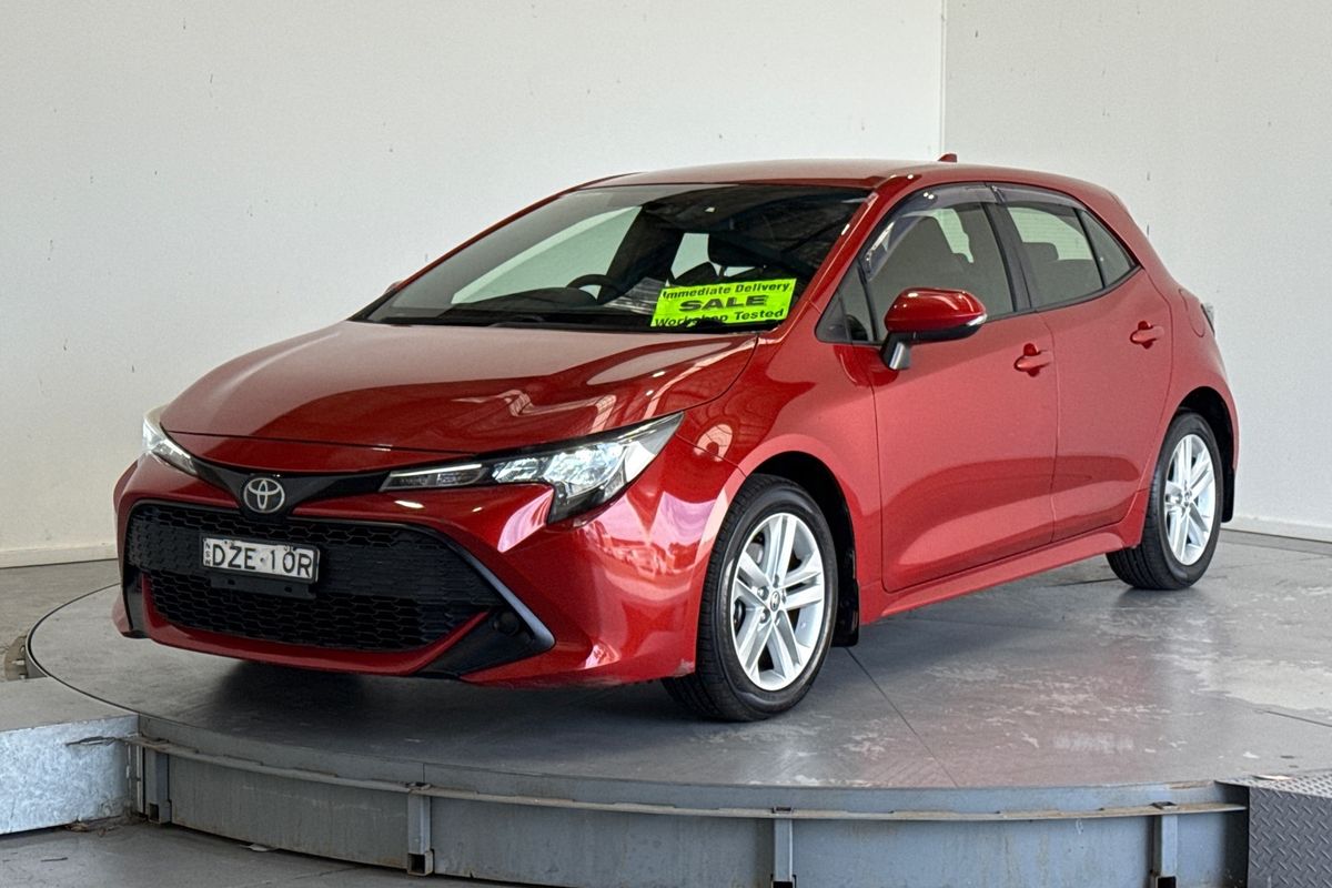 2018 Toyota Corolla Ascent Sport MZEA12R
