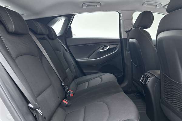2019 Hyundai i30 Active PD2 thumb-11