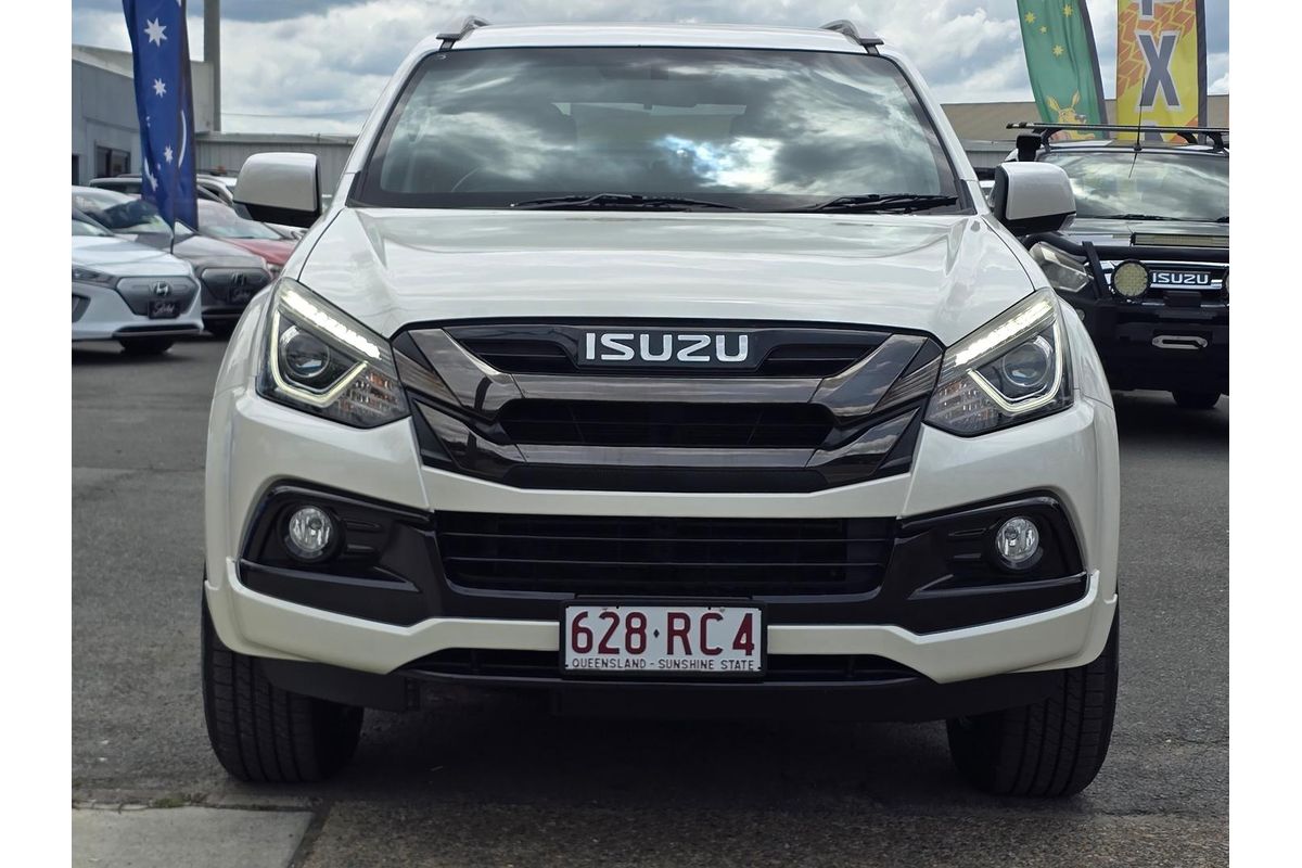 2020 Isuzu MU-X Onyx Edition