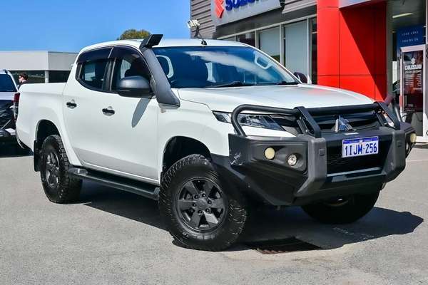 2018 Mitsubishi Triton GLX+ MR 4X4
