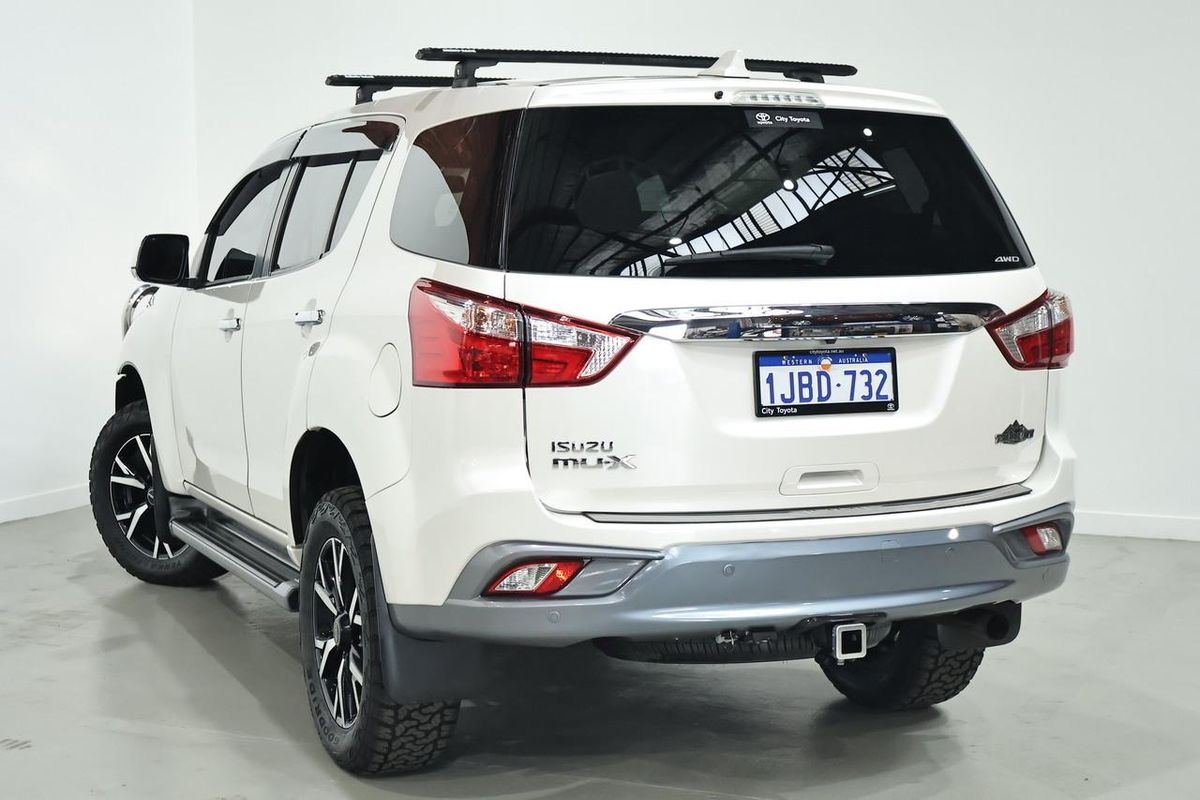 2021 Isuzu MU-X LS-U