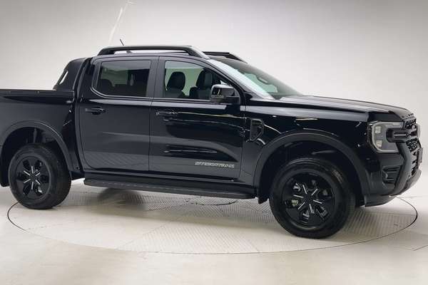2025 Ford Ranger PHEV Wildtrak 4X4 2.3L thumb-3