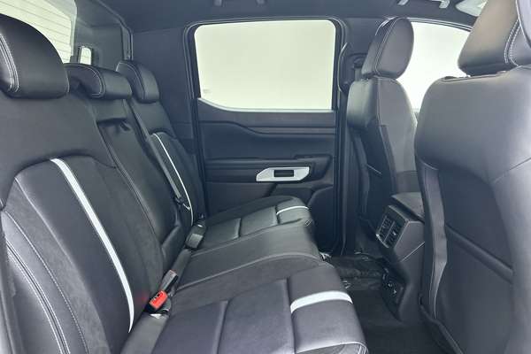 2025 Ford Ranger PHEV Wildtrak 4X4 2.3L thumb-11