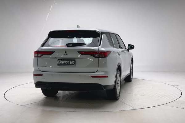 2024 Mitsubishi Outlander ES ZM thumb-1