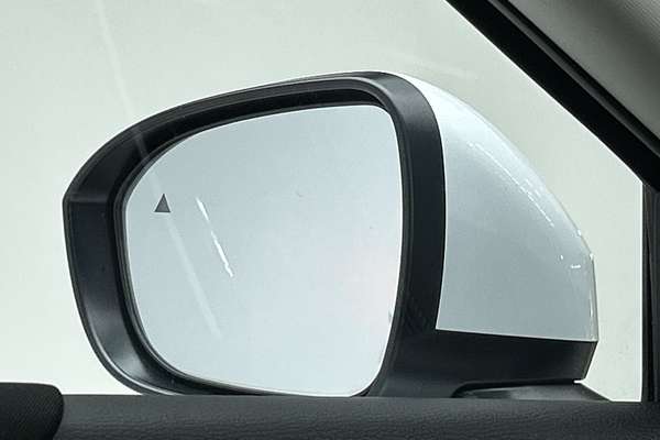 2024 Mitsubishi Outlander ES ZM thumb-17