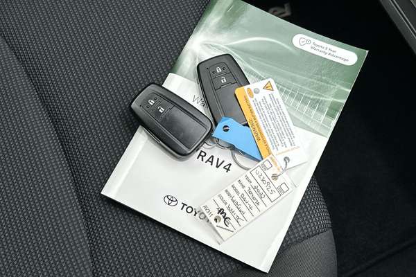 2022 Toyota RAV4 GX AXAH52R thumb-22