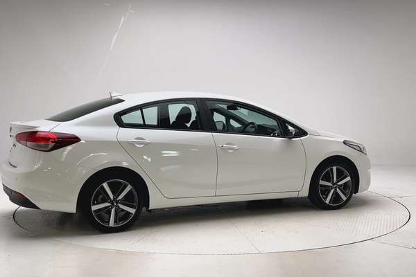 2017 Kia Cerato Sport YD thumb-2