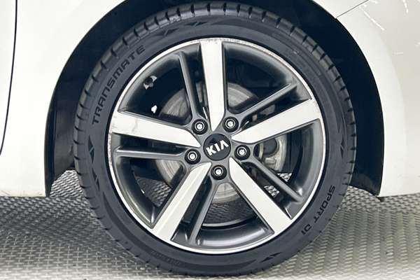 2017 Kia Cerato Sport YD thumb-9