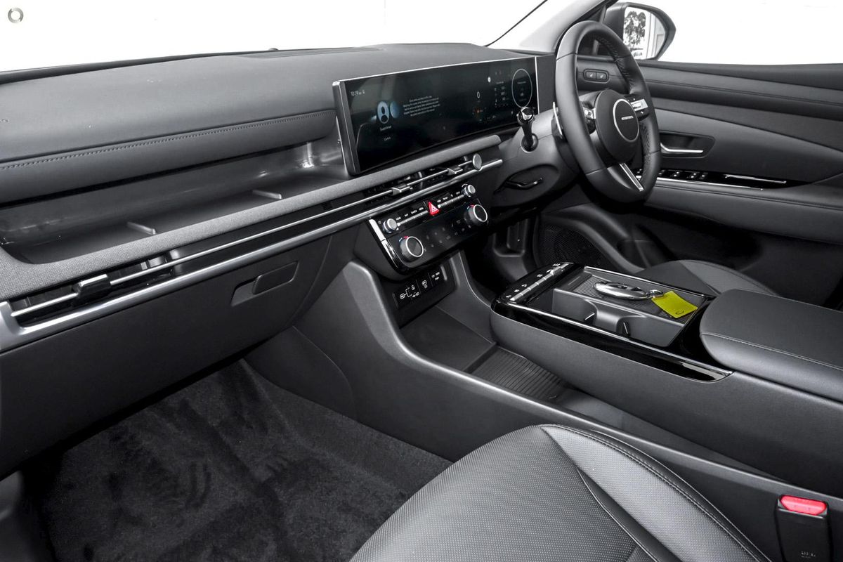 2026 Hyundai Tucson Hybrid Premium NX4.V4