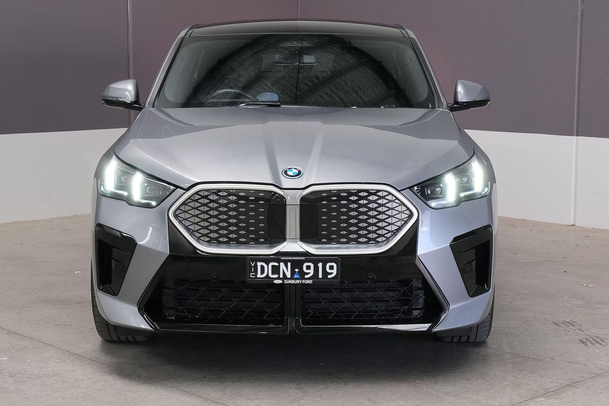 2024 BMW iX2 eDrive20 M Sport U10