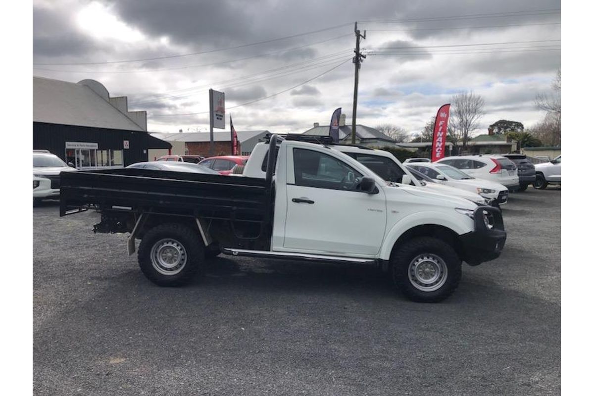 2017 Mitsubishi Triton GLX MQ 4X4