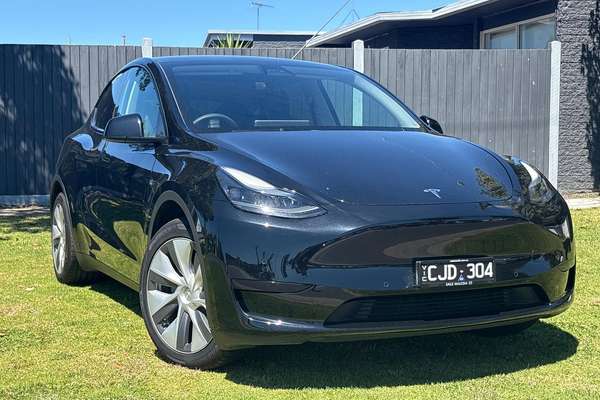 2023 Tesla Model Y Rear-Wheel Drive