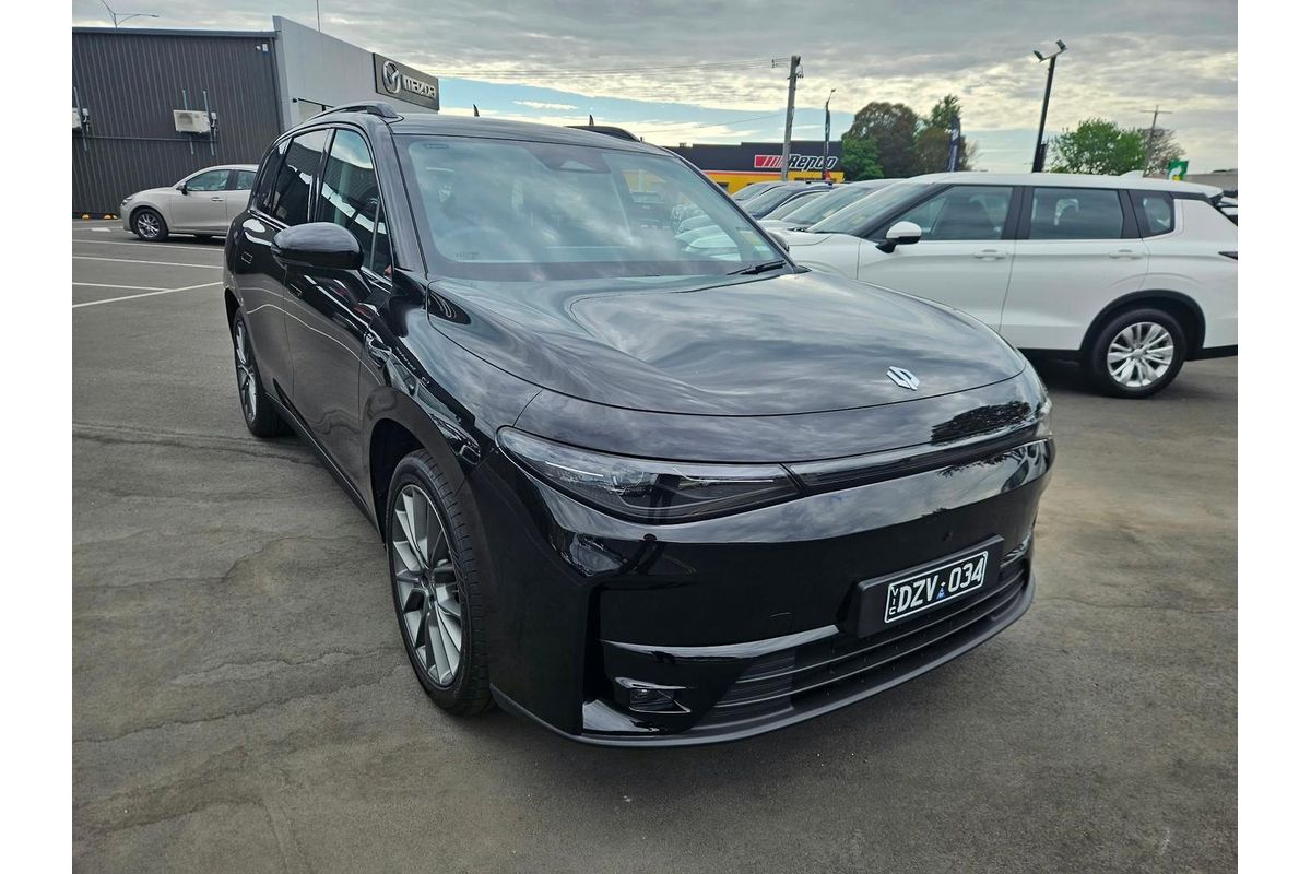 2026 Leapmotor C10 Design LR B11