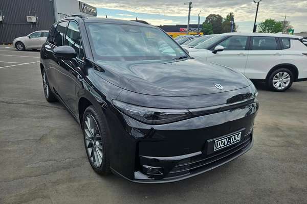 2026 Leapmotor C10 Design LR B11