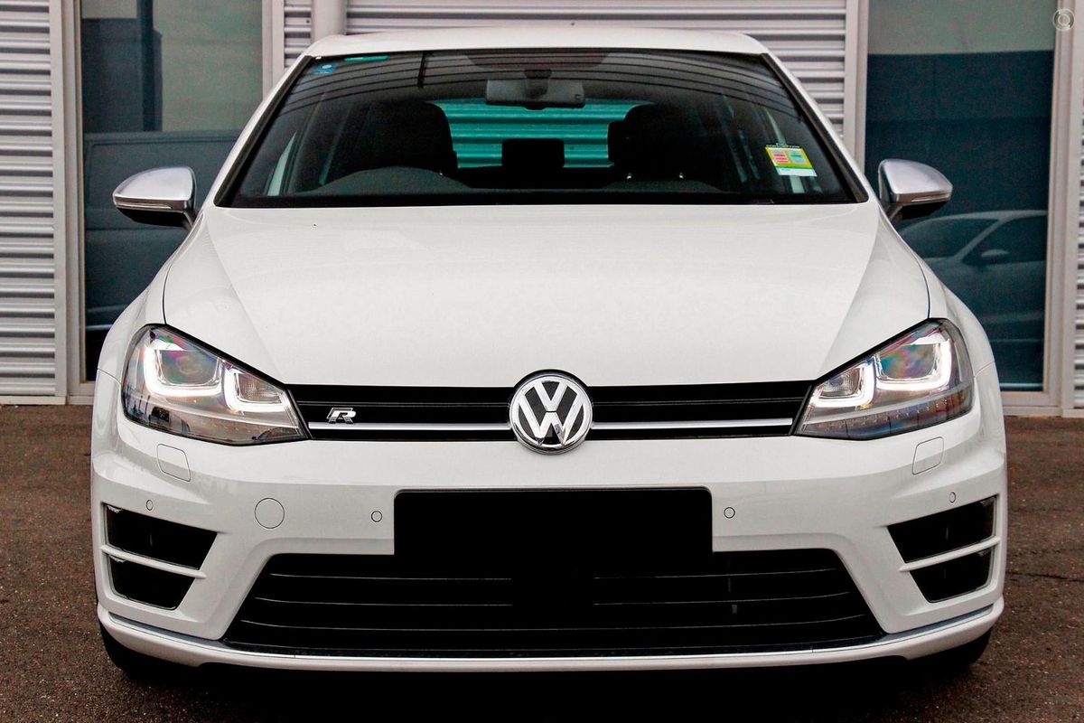 2015 Volkswagen Golf R 7