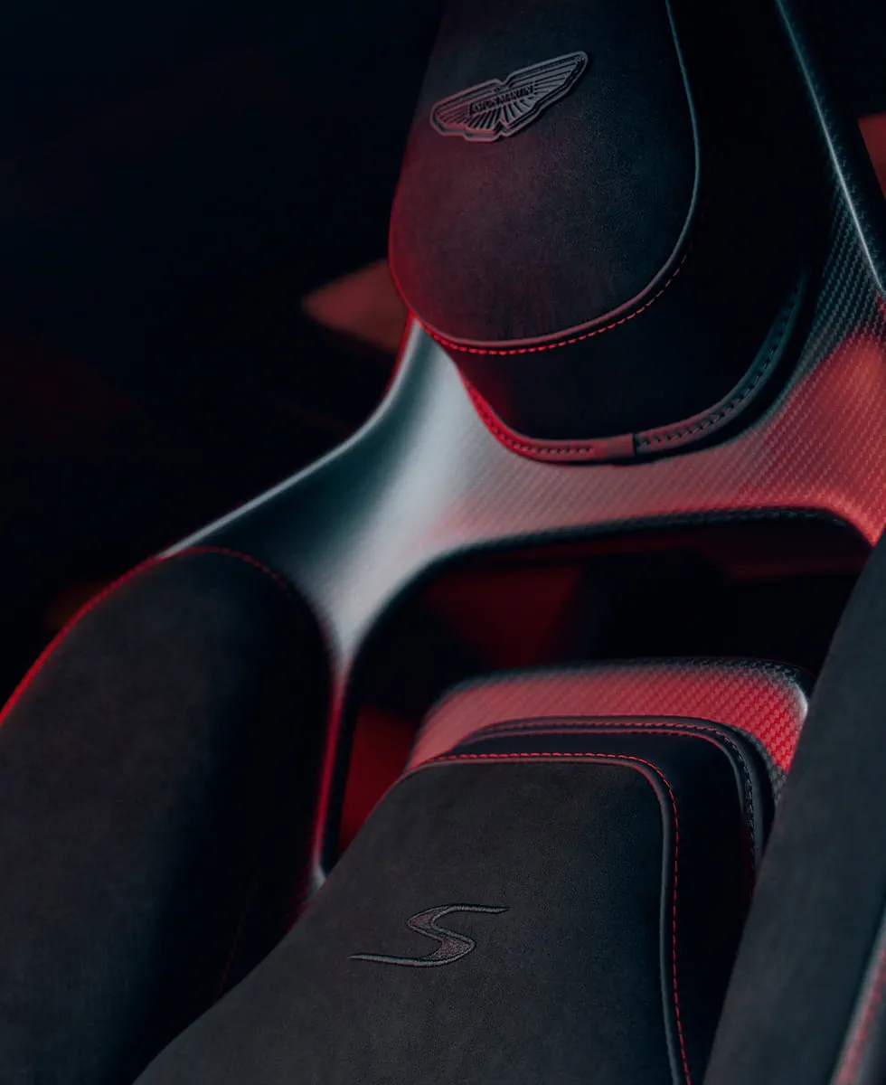 CARBON SPORTS SEATS