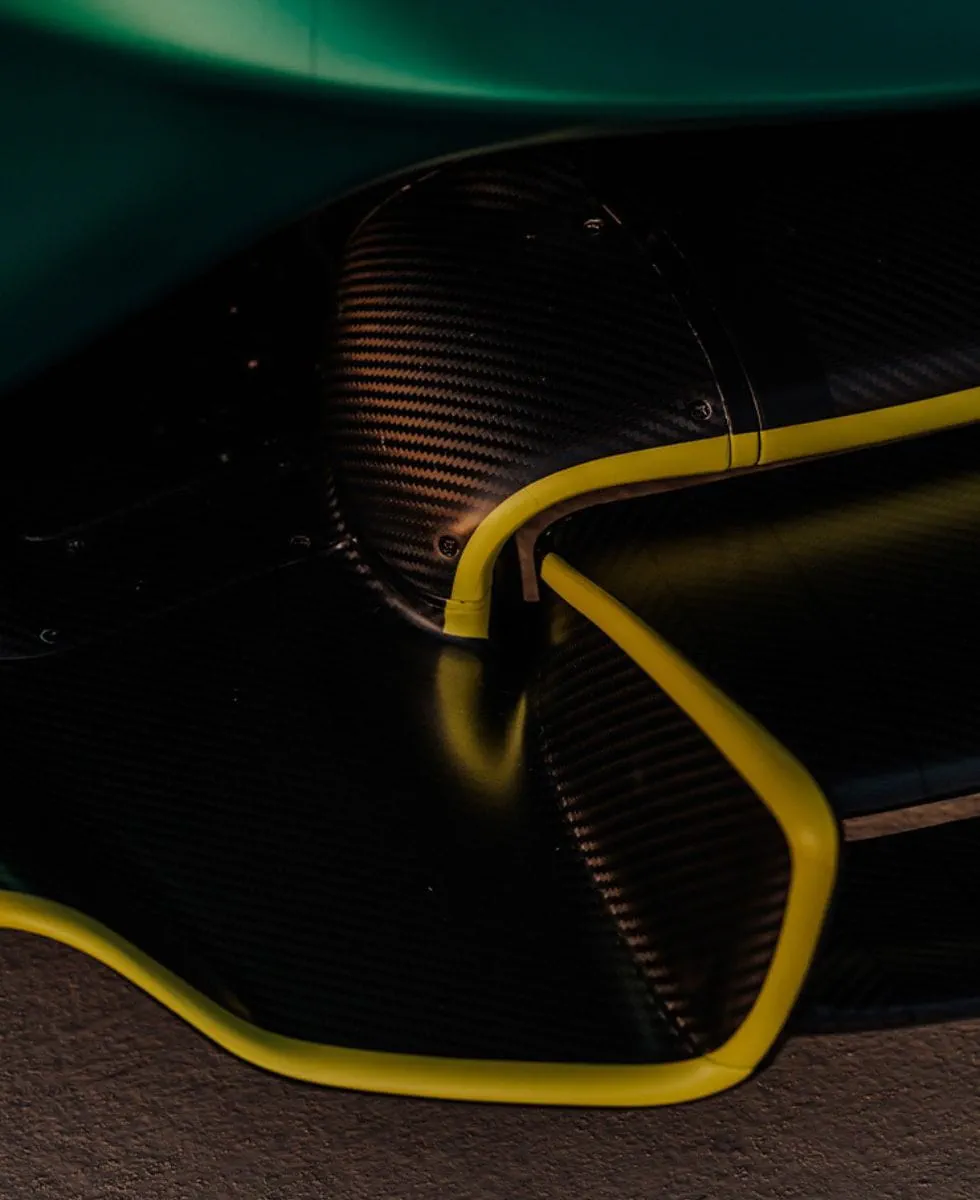 100% CARBON FIBRE