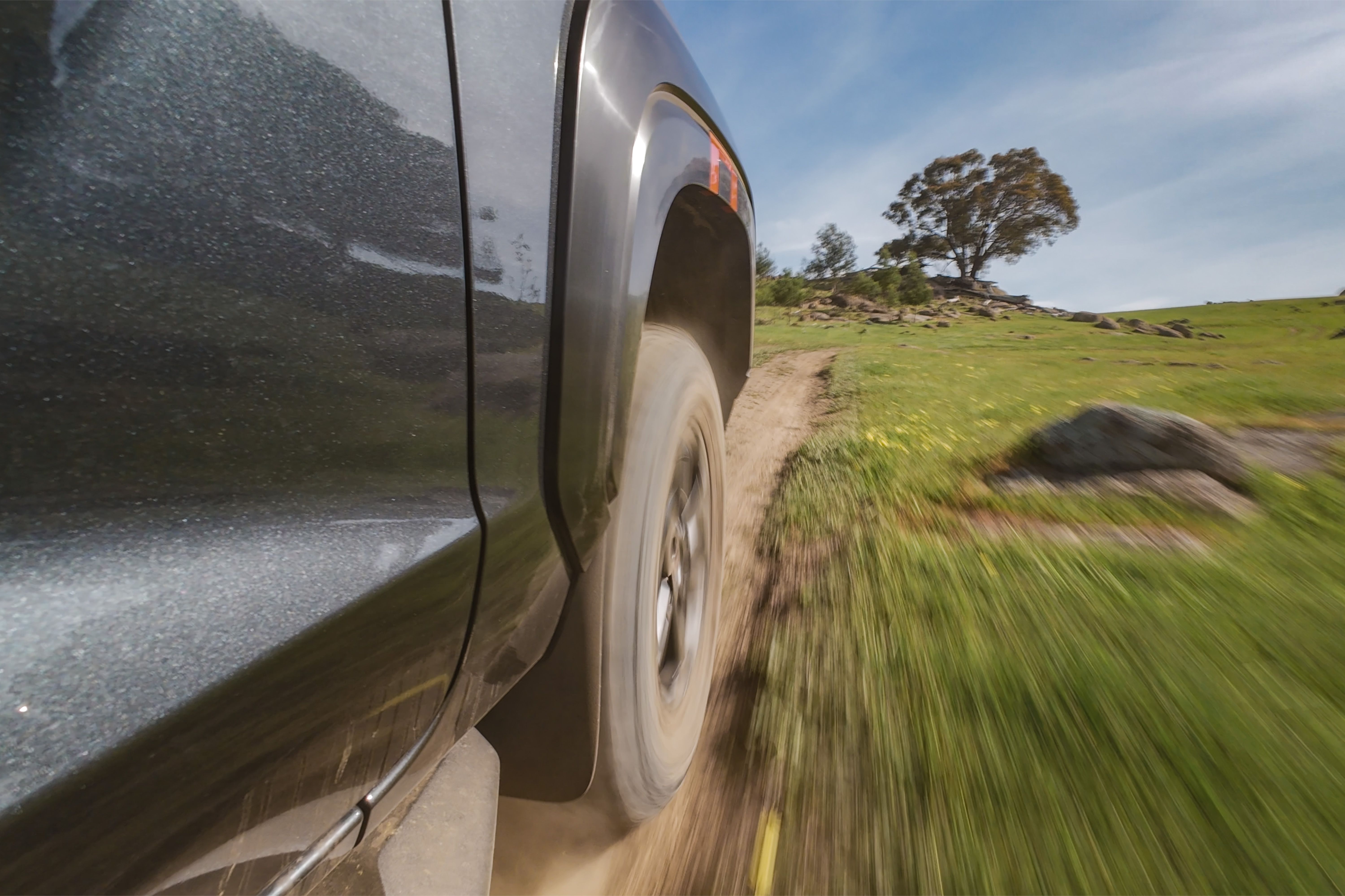 Aussie-tuned suspension, engineered by Premcar⁽²⁾