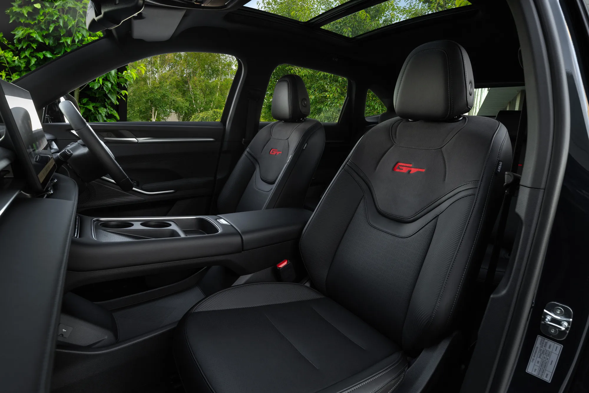 Ergonomic Design Meets High-Tech Functionality