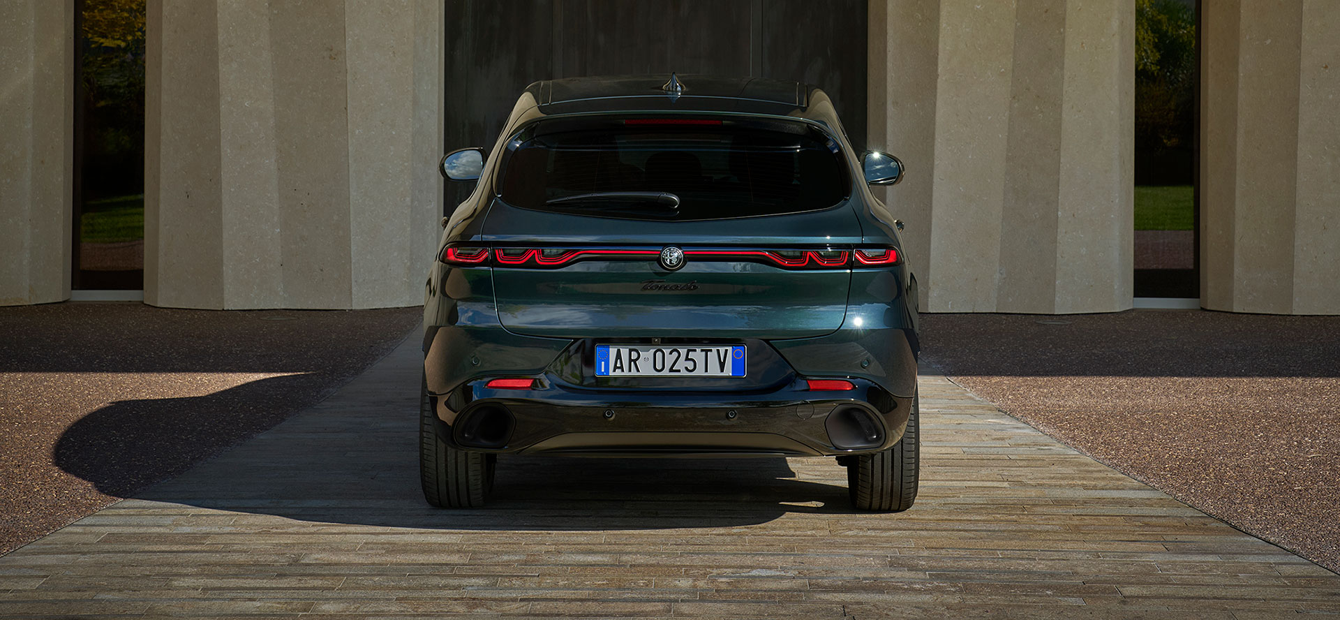 Rear signature