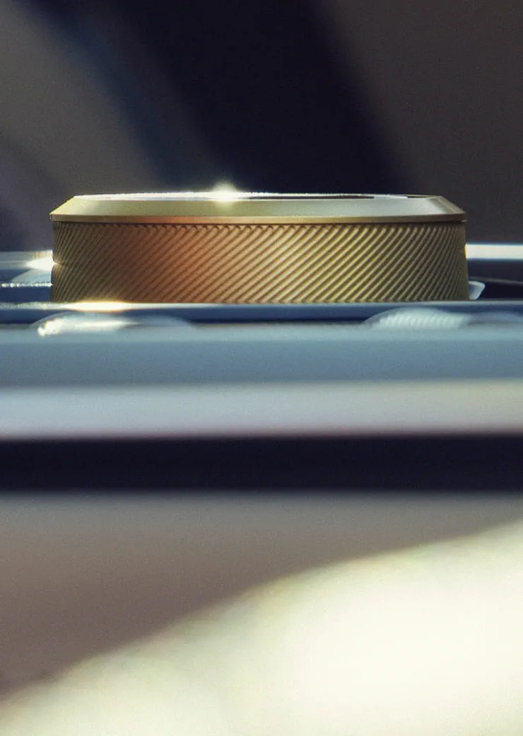TACTILE DISCOVERY.