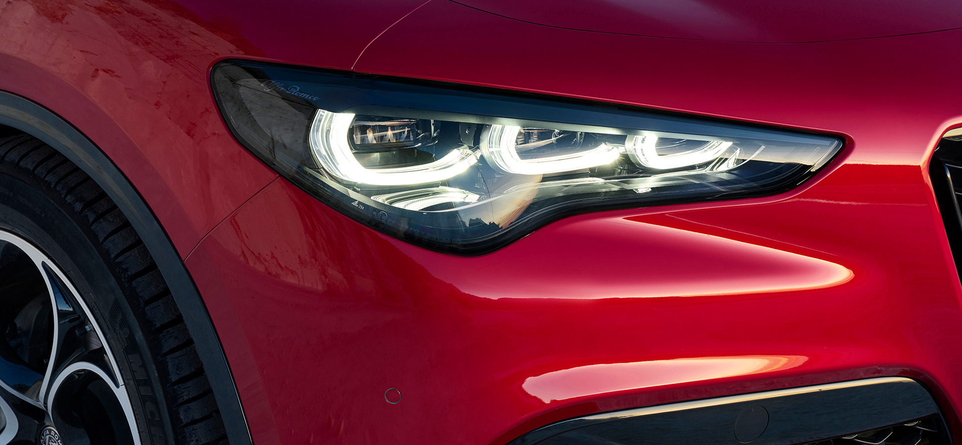 Full LED Adaptive Martix Headlamps