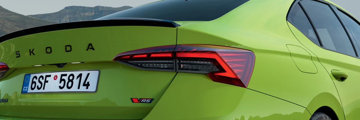 LED rear lights with animated indicators 