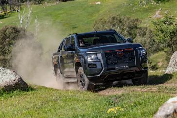 Next-generation Nissan Navara debuts ahead of showroom arrival next year